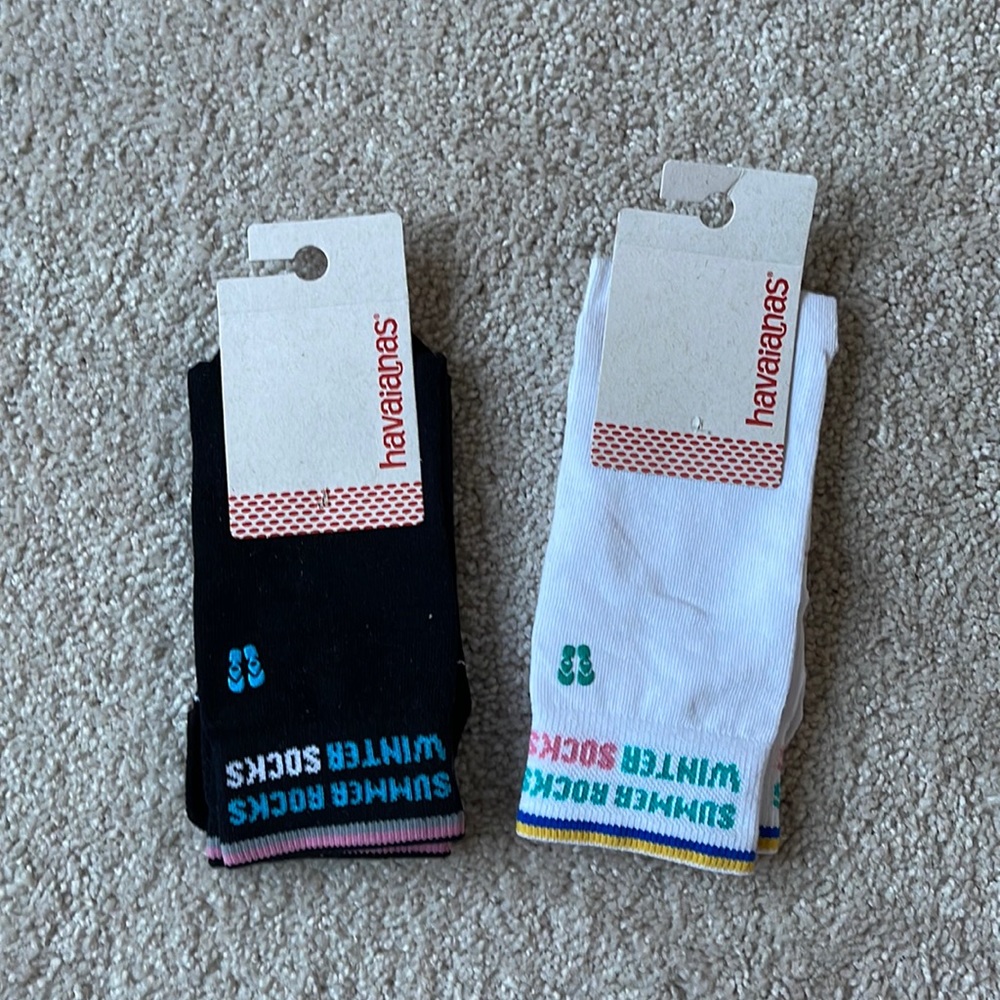 Havaianas - Toe socks (2pairs), size small (shoes size 5-9.5)